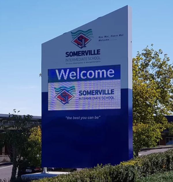 OUTDOOR LED SIGNS