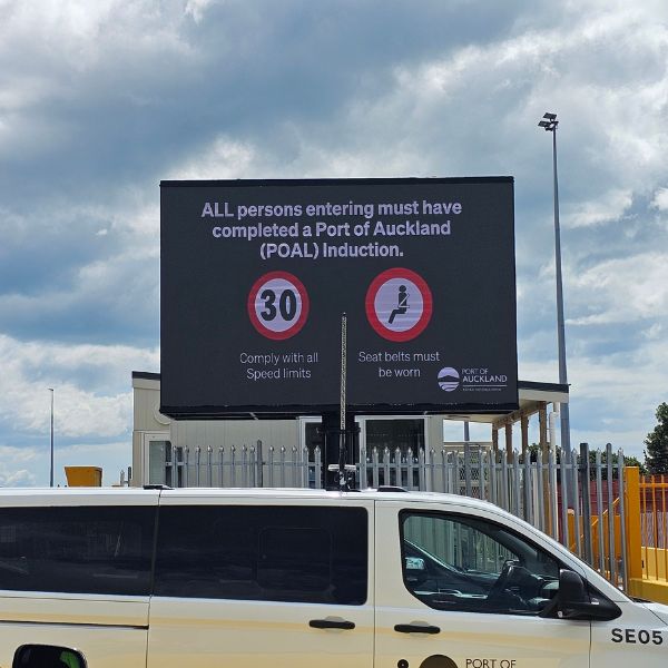 Industrial LED Sign Installation Process (4)